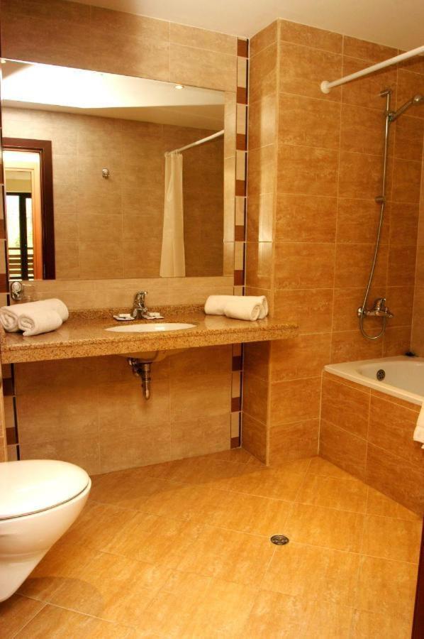 The View Apartment, Terra Complex Neighbour Building Bansko Eksteriør billede